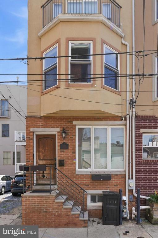 Building Photo - 1232 Webster St