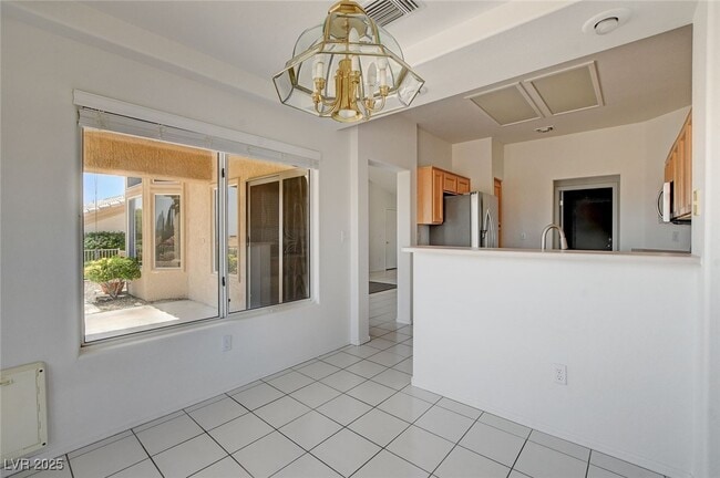 Building Photo - 10928 Button Willow Dr