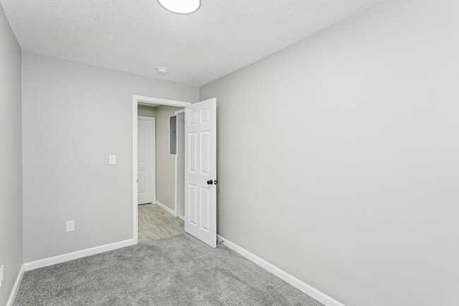 Building Photo - Beautifully Renovated 3 Bedroom, 2 Bath Home