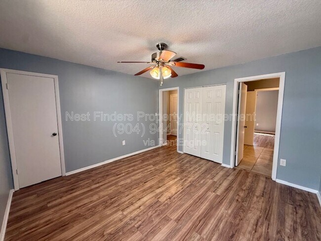 Building Photo - 11406 Bedford Oaks Dr