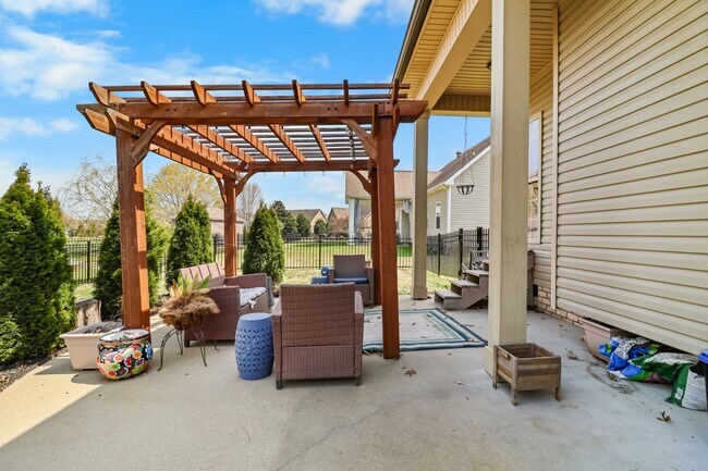 Building Photo - 951 Willow Circle