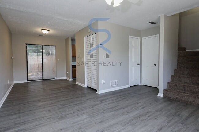 Building Photo - Move in before October 15th and get a $250...