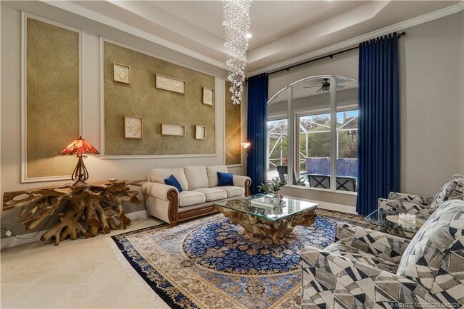 Building Photo - 5628 SW Gray Fox Dr