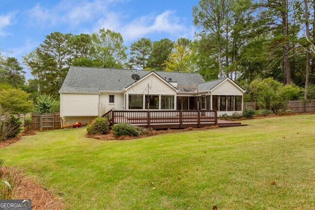 Building Photo - 1375 Mosswood Ln SE