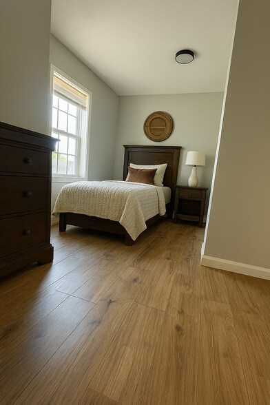 Building Photo - 17 Metcalf Ave