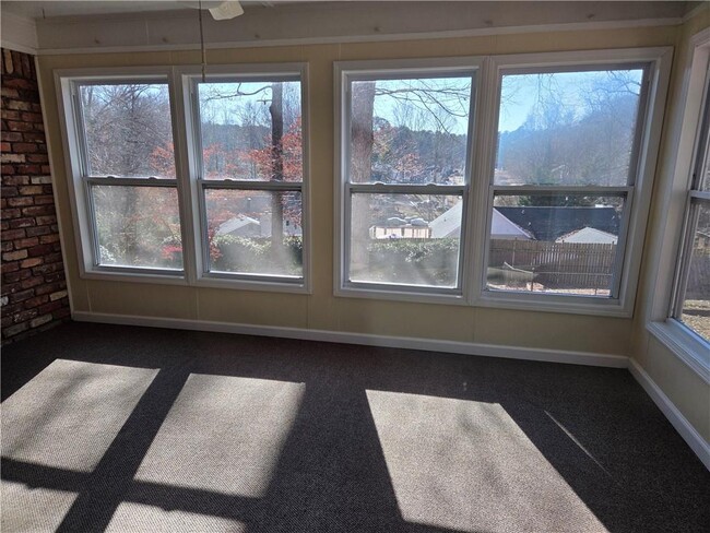 Building Photo - 1193 Angelia Dr SW