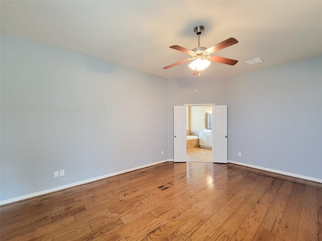 Building Photo - 18419 E Morgans Bend Dr