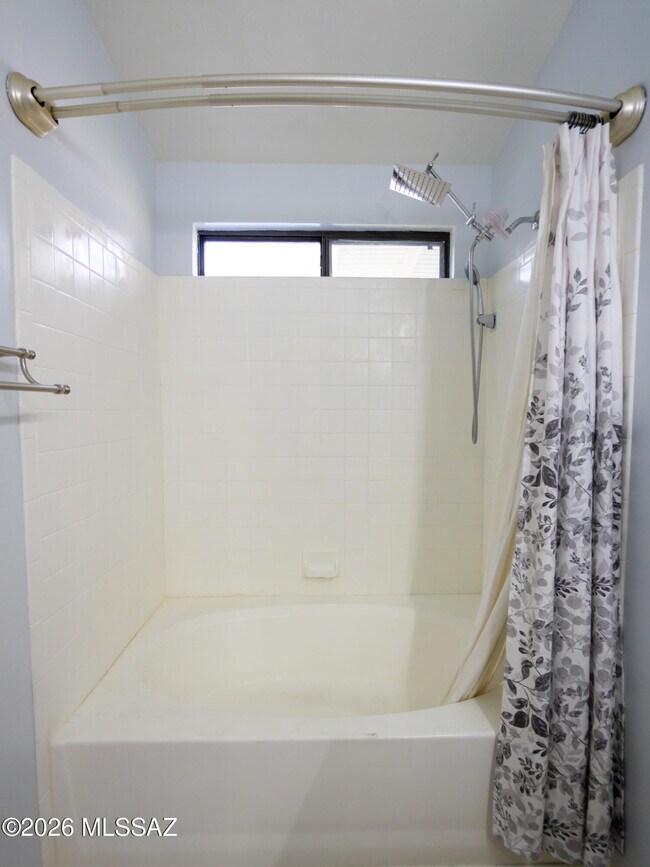 Building Photo - 9599 E Dunnigan Dr