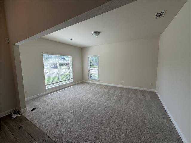 Building Photo - 1001 Meadow Creek Dr