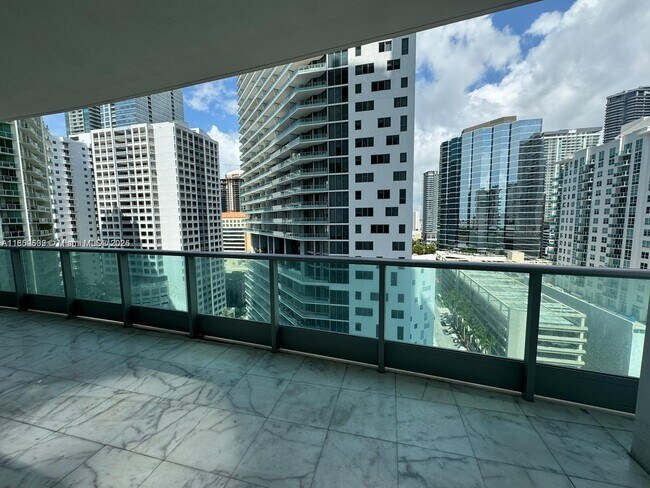 Primary Photo - 1331 Brickell Bay Dr