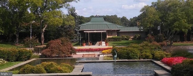 Building Photo - 15300 Beaverbrook Ct