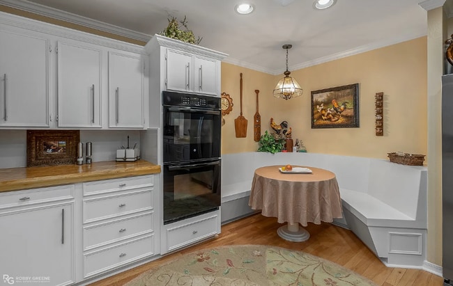 Building Photo - Beautiful 2 Bedroom, 2 Bathroom home with ...