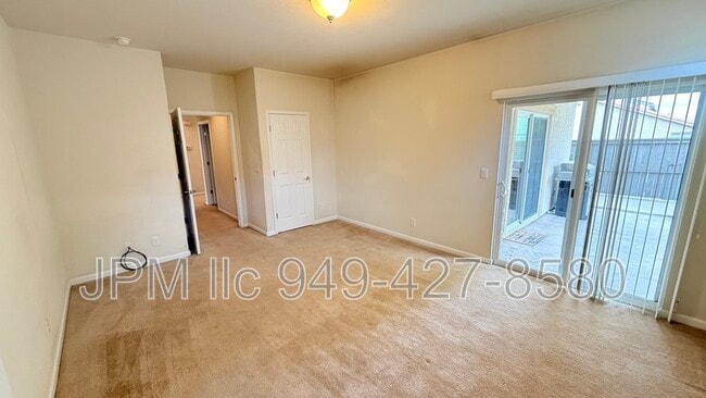 Building Photo - 565 Connemaras Ct