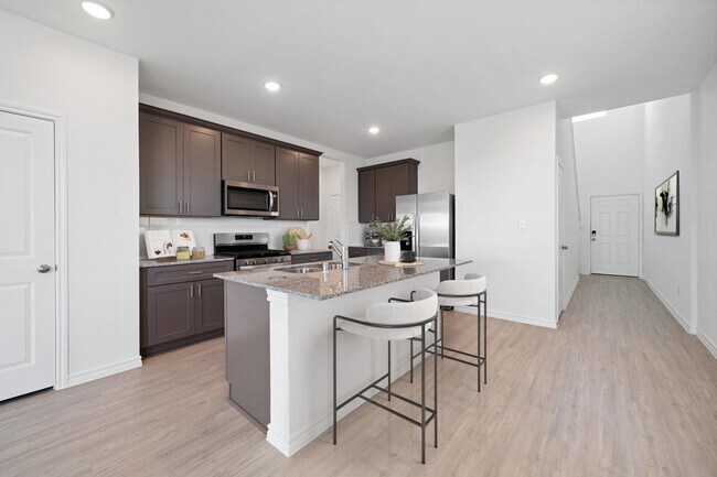 Building Photo - 8311 Wave Arbor Dr