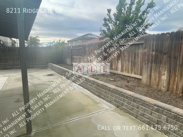 Building Photo - 8211 Ridgegate Ct