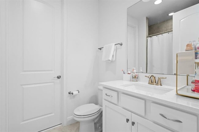 Building Photo - 13736 Larkton Ln