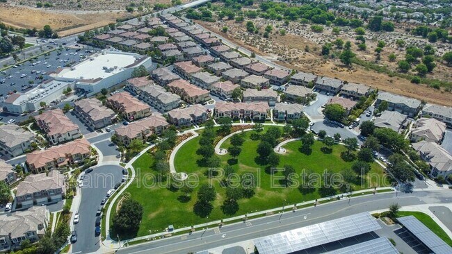 Building Photo - 23919 Brescia Dr