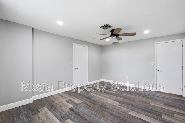 Building Photo - 1433 Ellison Ln