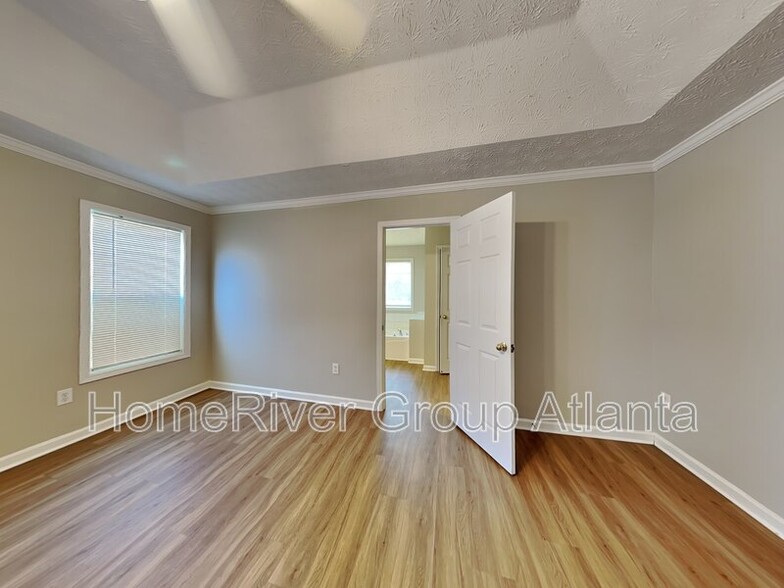 Building Photo - 649 Stonecrest Dr