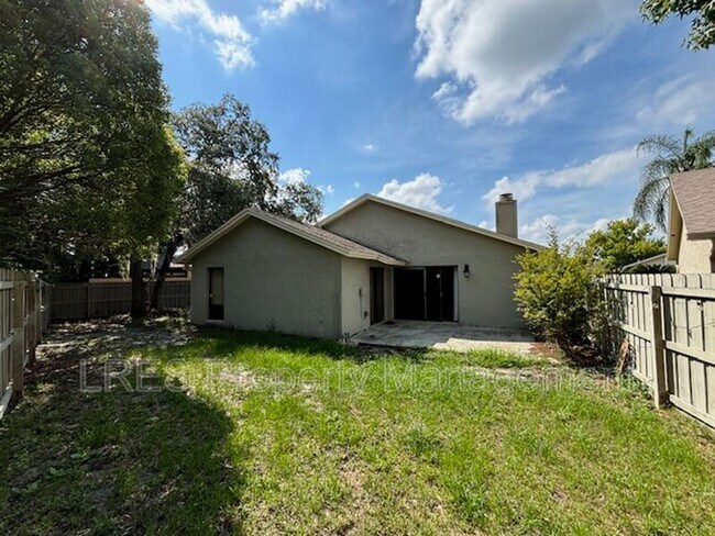 Building Photo - 1444 Forest Hills Dr