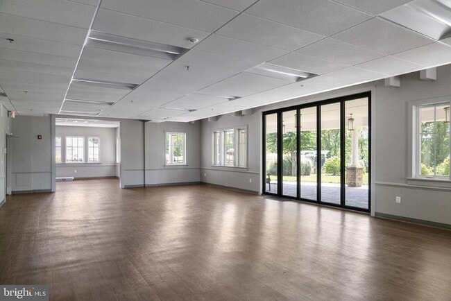 Building Photo - 15305 Kettlebaston Ln