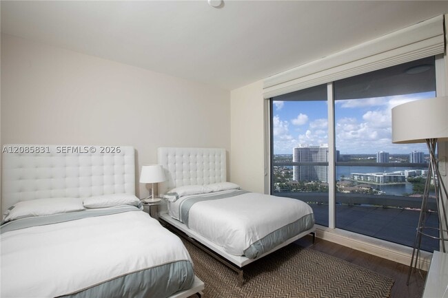 Building Photo - 6000 Island 2602 Is