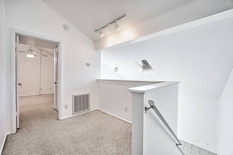Upstairs Loft/Office - 8385 S Haven Ln