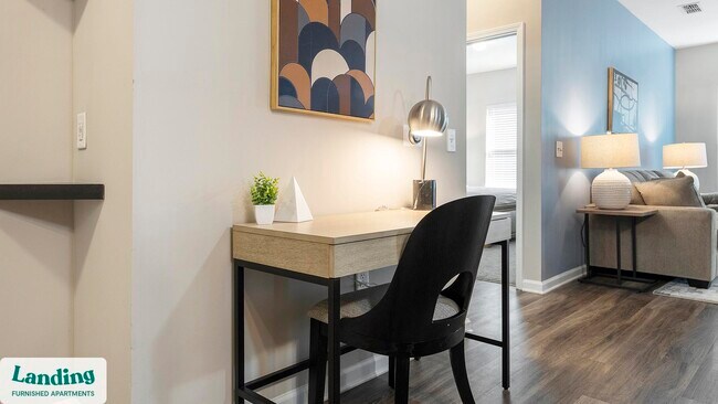 Building Photo - 915 Brentmoor Dr