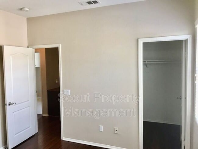 Building Photo - 28770 Oak Park Ln
