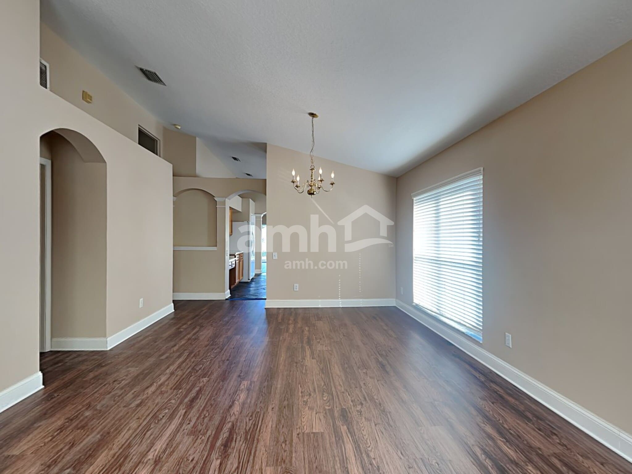 Building Photo - 10412 Soaring Eagle Dr
