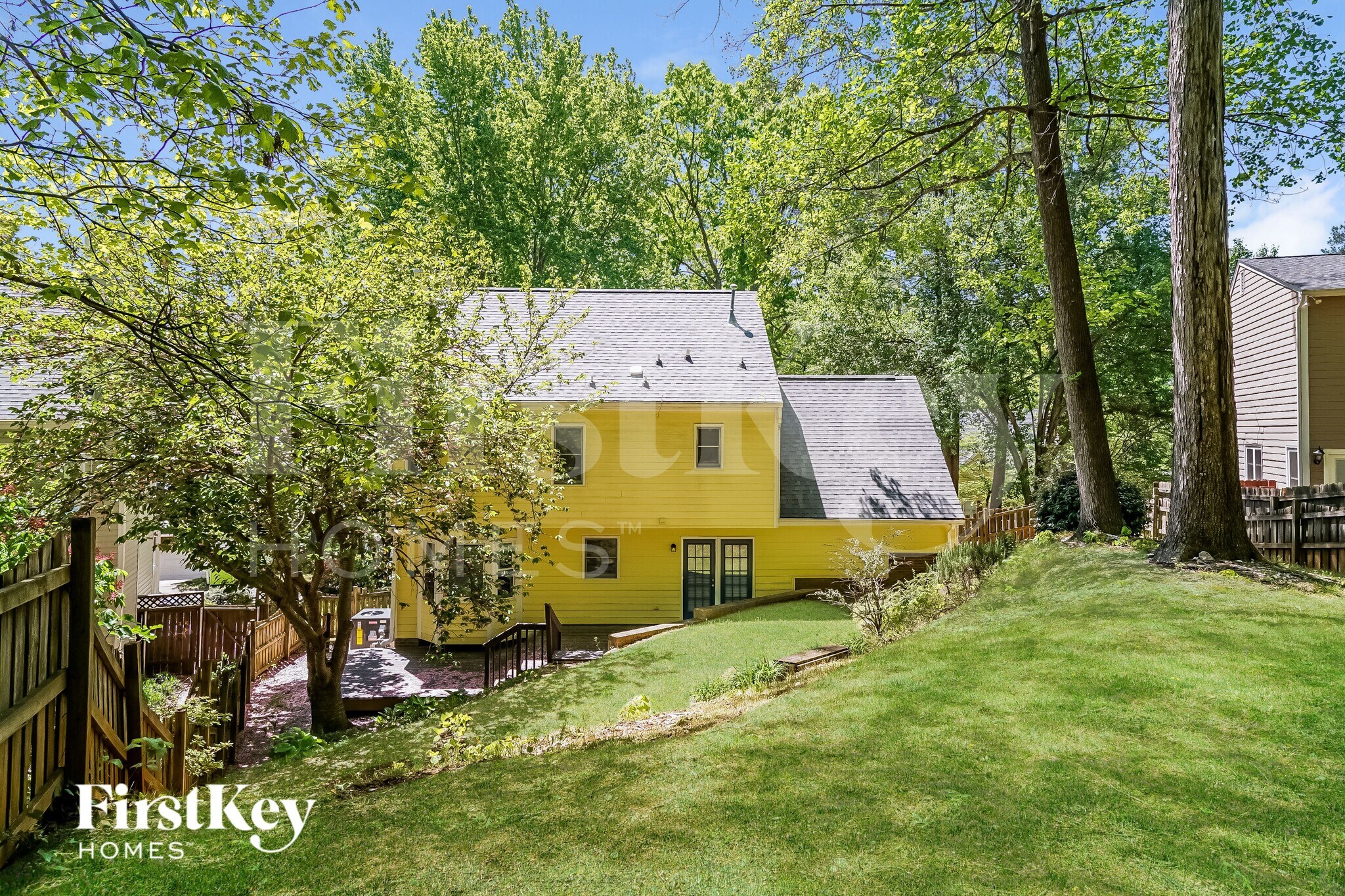 Building Photo - 202 Dalmeny Dr