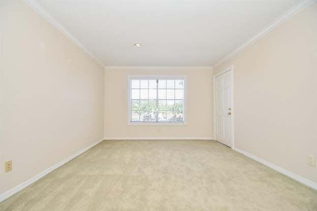 Building Photo - 7225 Beechnut St