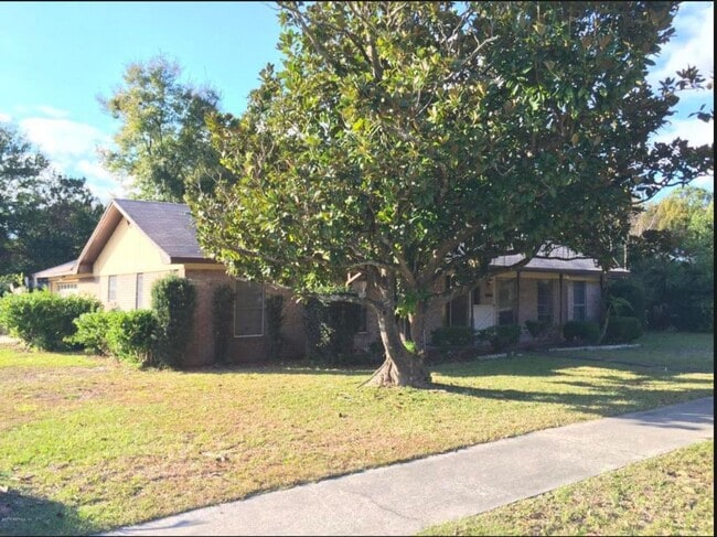 Building Photo - Charming 4-bedroom, 2-bath home in Colonial Park