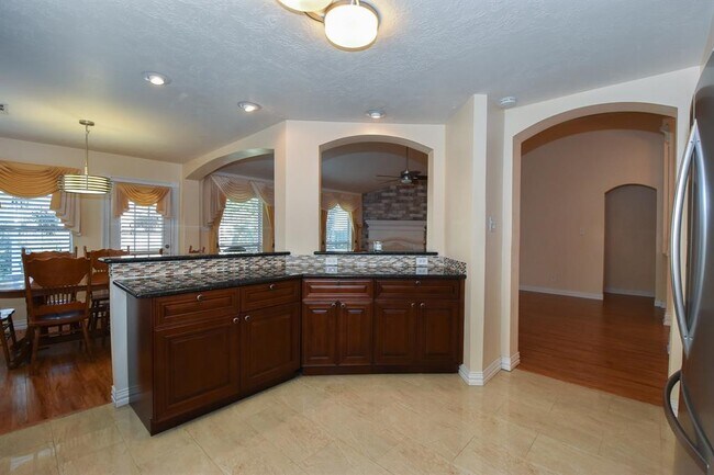Building Photo - 14814 Cantor Cir