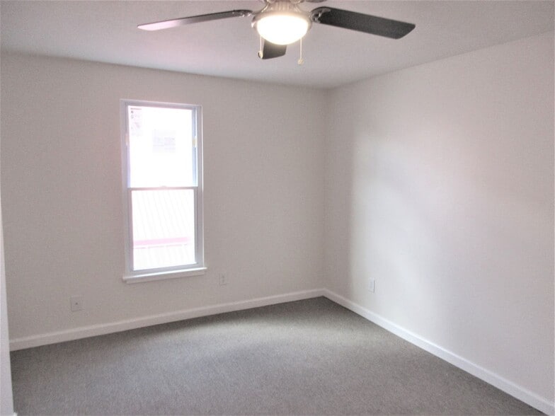 Building Photo - 1419 20th St