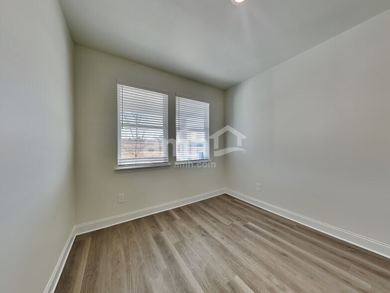 Building Photo - 3089 Ansley Place Rd