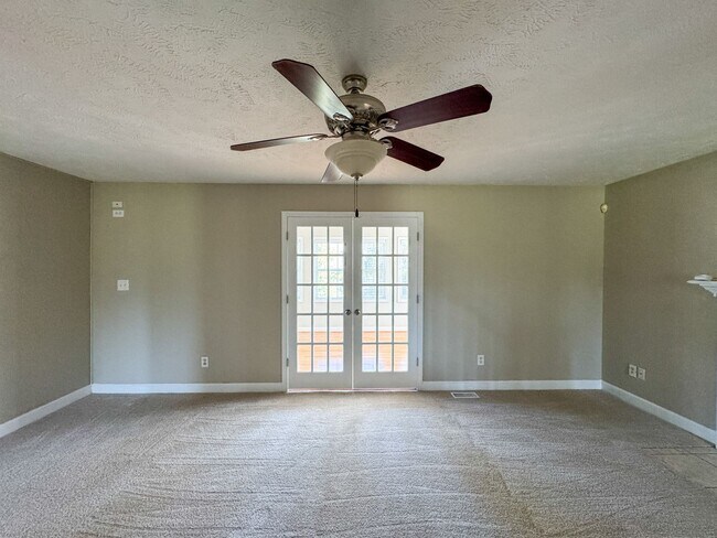 Building Photo - 51 Jubilee Ct