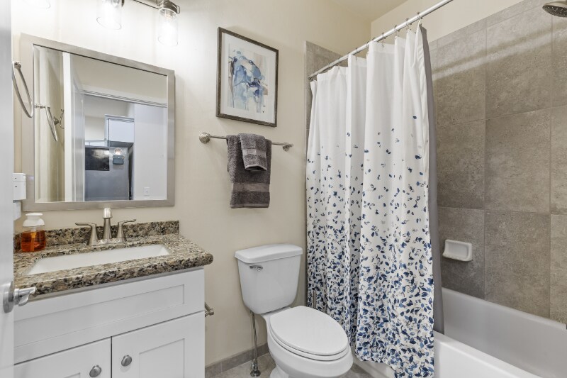 Building Photo - 10773 NW 65 Way
