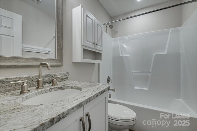 Building Photo - 4624 Waterbell Ln