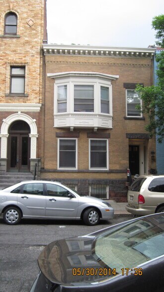 Primary Photo - 341 State St