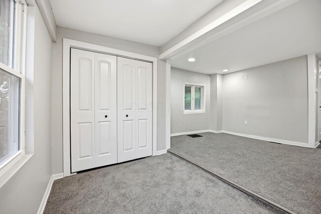 Building Photo - 1041 Market St