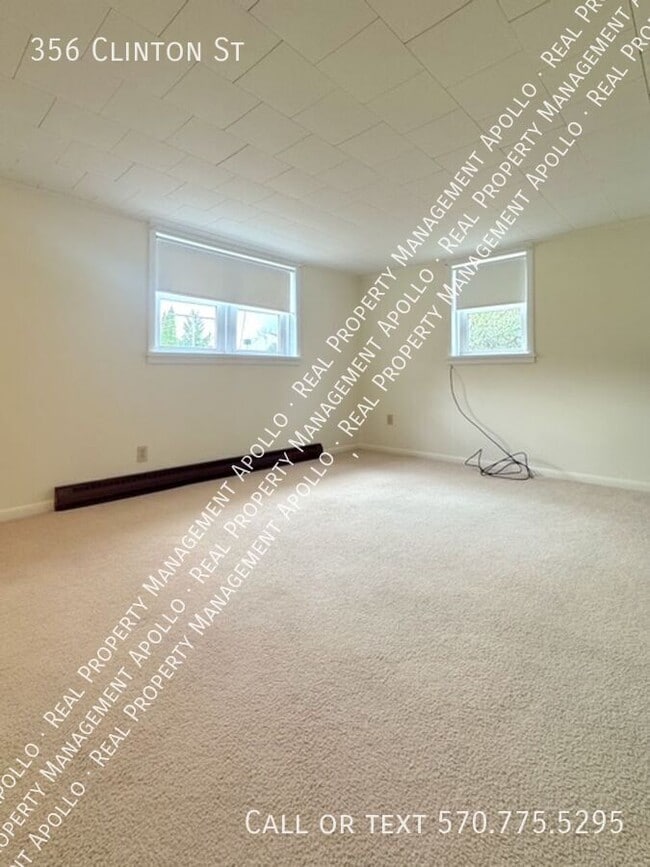 Building Photo - 356 Clinton St