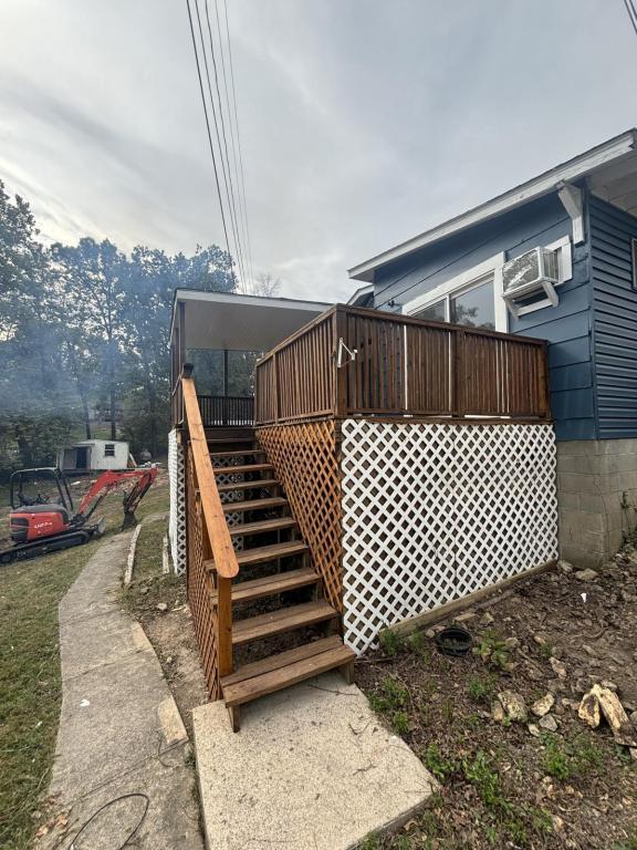 Building Photo - 1527 Cranfield Rd