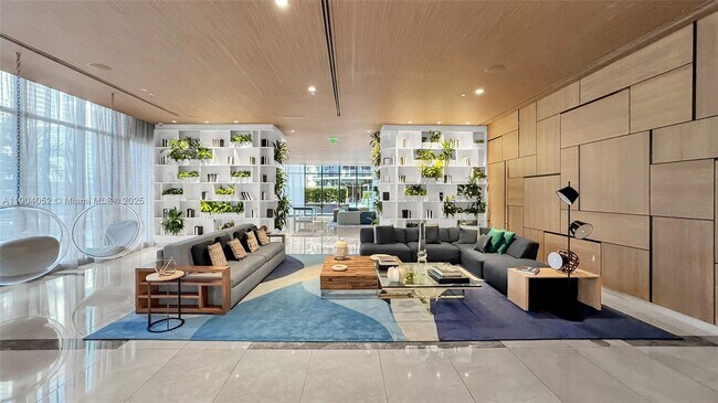 Building Photo - 55 SW 9th St