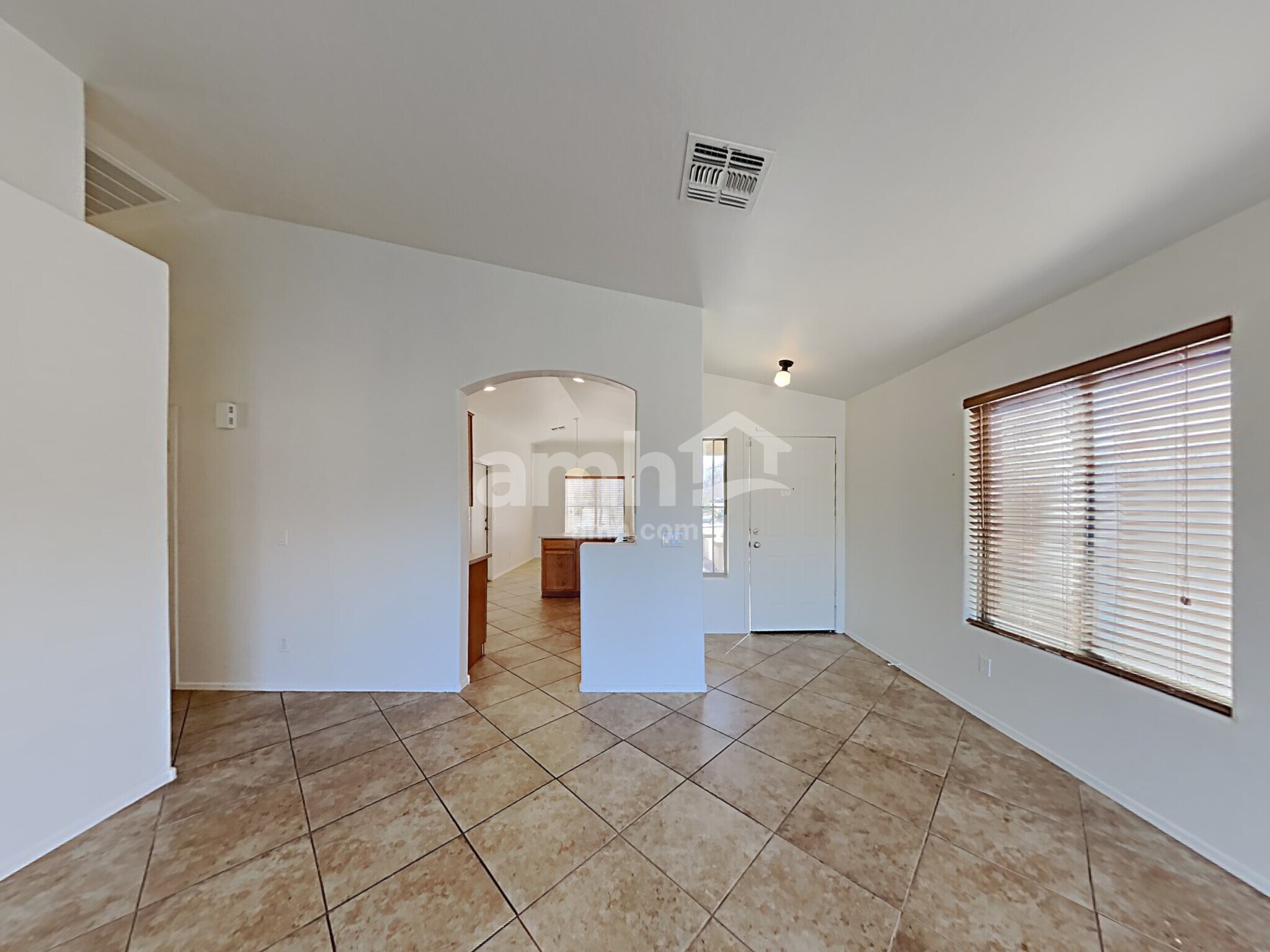 Building Photo - 4324 W Darrow St