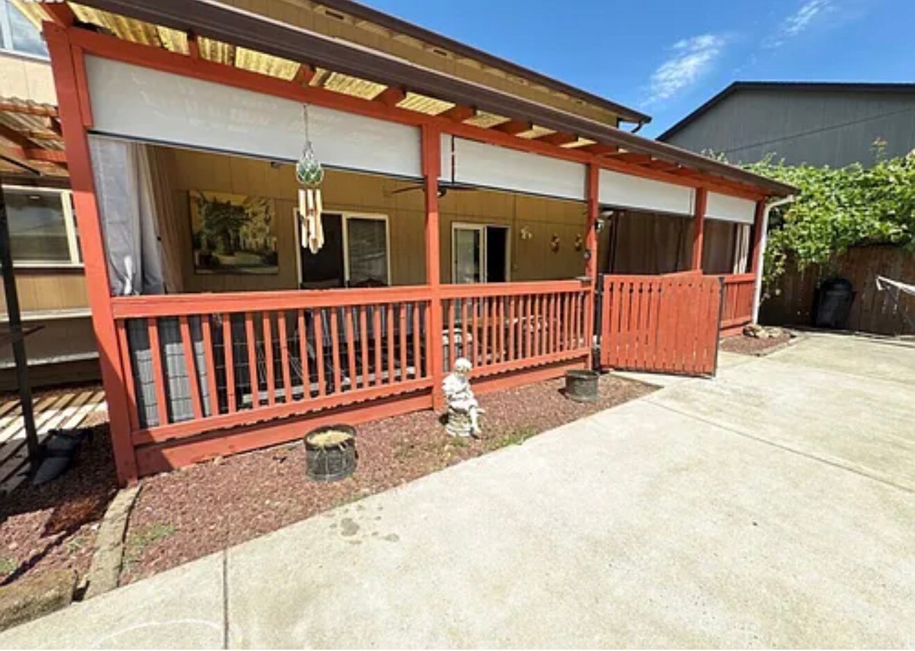 Building Photo - 15805 NE 70th St