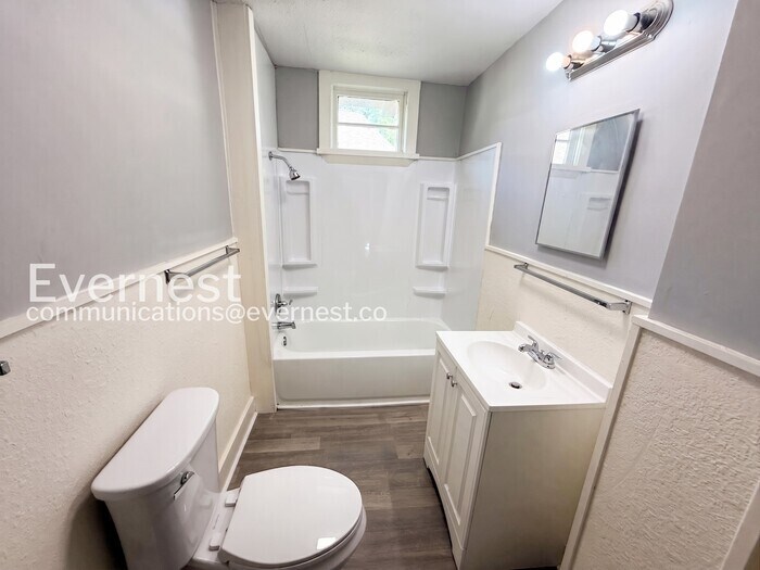 Building Photo - 1825 18th St Ensley