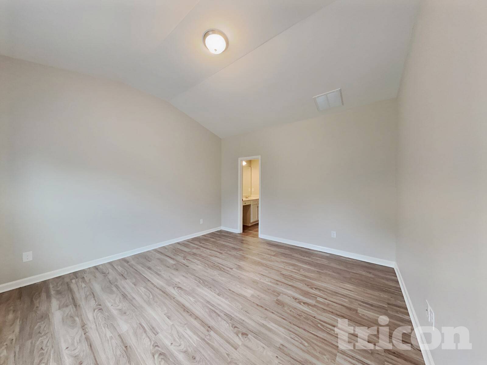 Building Photo - 7138 Cuddington Dr
