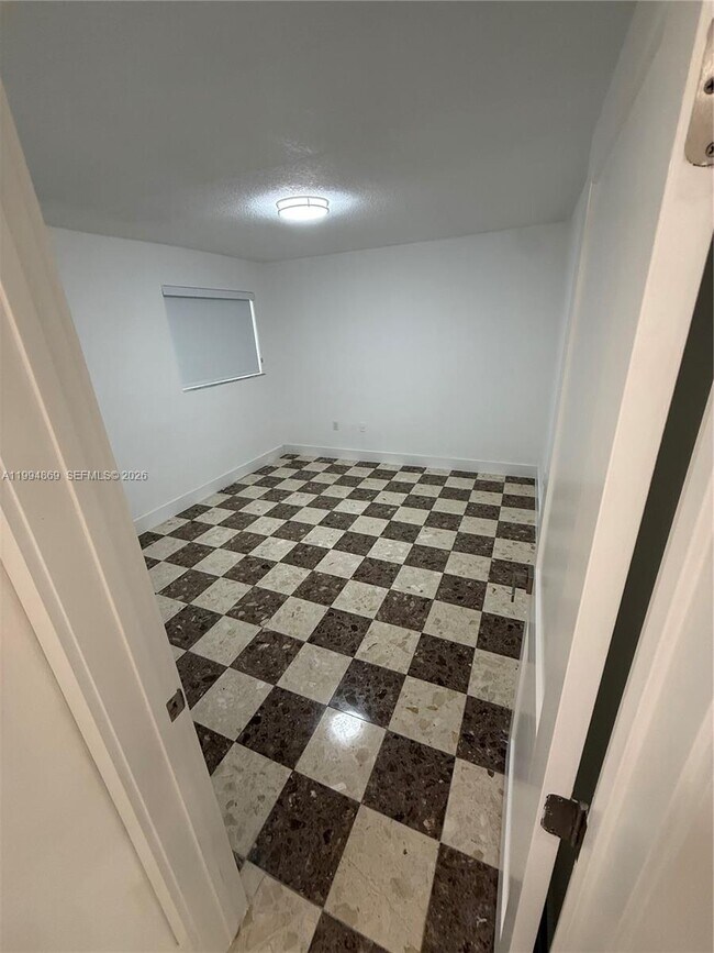 Building Photo - 7312 SW 22nd St