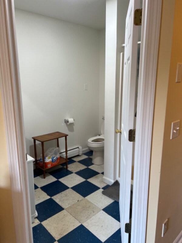Building Photo - 427 Birdsall Dr